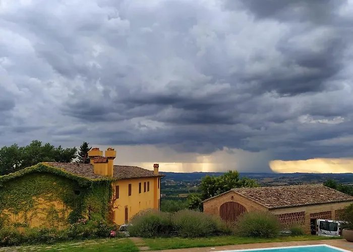 Casa Pietraia Tatil Evi